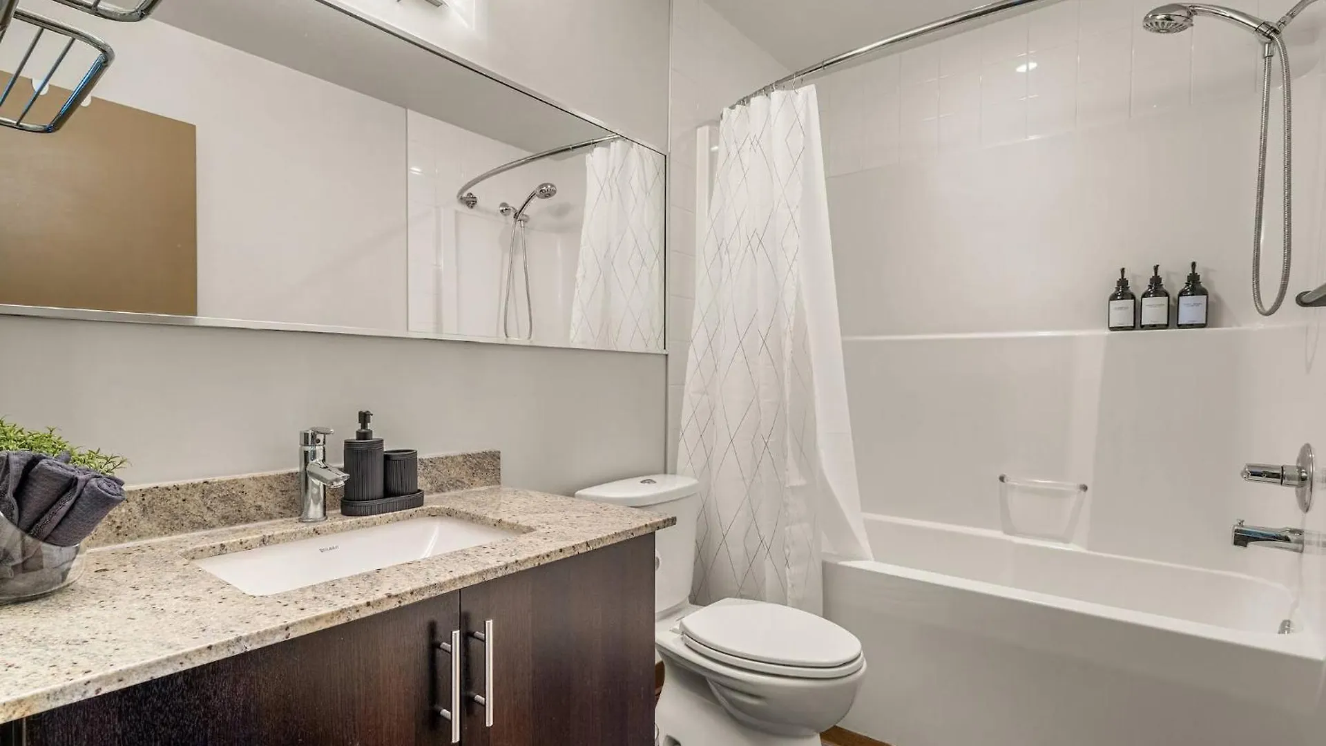 The Prime Downtown | Luxe Condo + Free Parking Calgary Apartment