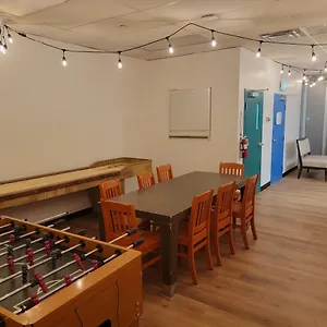 Hostel Wicked -, Calgary